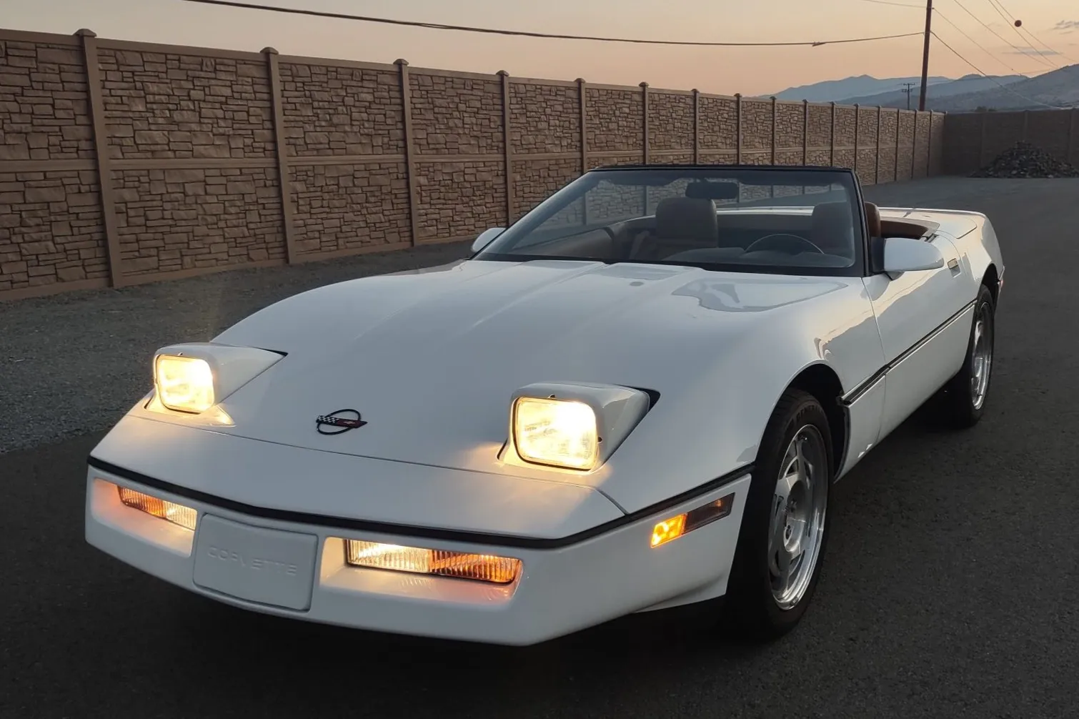 1990 Chevrolet Corvette VIN 1G1YY338XL5116109 | Hagerty Valuation